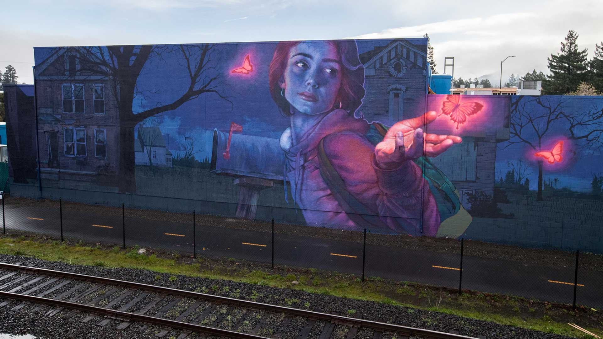 Rail-Arts-District-Installation